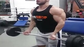 Bodybuilders Flexing 14