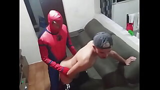 TROCA TROCA GAY COM FANTASIA DE HALLOWEEN&period;