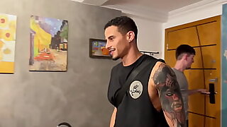 ME CONTRATARAM PRA DAR AULAS PARTICULARES MAS ACABEI COMENDO MEUS ALUNOS&period;