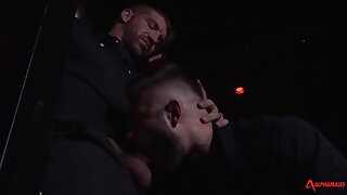 Jeff Stronger and Yohan Banks (EN P4)