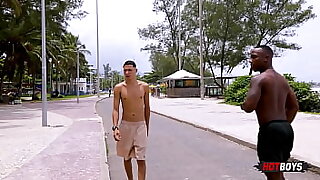 Arrombando o cuzinho do meu f&atilde;&excl;