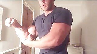 Big Connor Shirt Rip