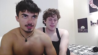 His roommate was horny he sucks his cock