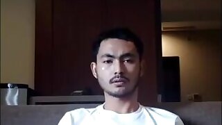 Thai makes selfie playing