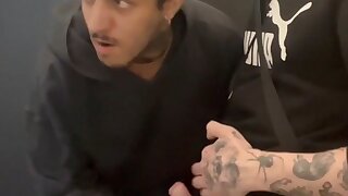 Finding all the DL guys who wants to play quickie