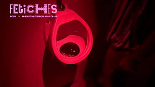 Gostosos se pegam na sauna