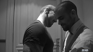 Justified - 5 men Orgy