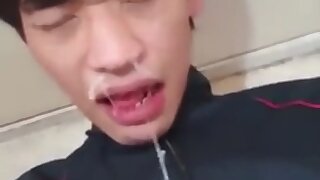 Crazy Asian self facial