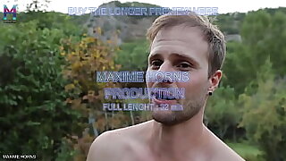 GAY OUTDOOR SHOW GIANT TOYS FISTING & COCK SUCKING IN FRONT OF MEN