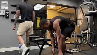 botei o meu parceiro de treino pra me pagar um boquetao