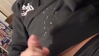 Hot hairy guy shoots cum all over his top