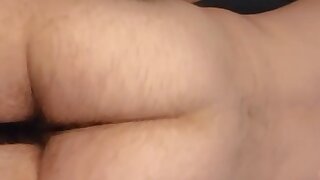 Cute str8 guy twerks and shows us hole