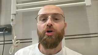 Big dick italian has fun and cum