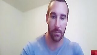 horny beefcake wanks it out