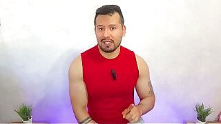El Esposo maduro vergon se folla culo twink &excl; con su grande y gruesa vergota lo rellena de leche&excl; relato sexual