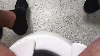 Same guy from 1-5 final vid of him cumming